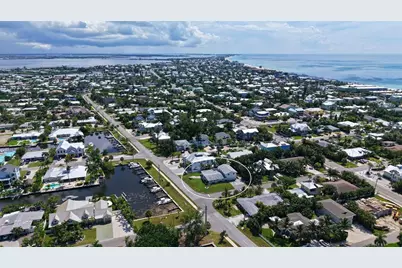 7406 Marina Drive #A and B, Holmes Beach, FL 34217 - Photo 3