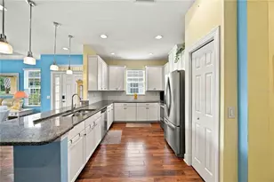 299 Capulet Dr, Venice, FL 34292 - Photo 15