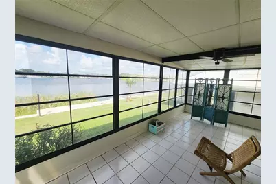 808 53rd Avenue E #301, Bradenton, FL 34203 - Photo 3
