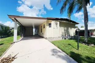 808 53rd Ave E, Bradenton, FL 34203 - Photo 1