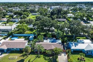 5745 Savannah Dr, Sarasota, FL 34231 - Photo 49