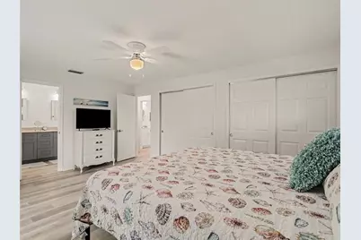 2208 78th Street W, Bradenton, FL 34209 - Photo 11