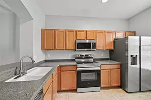 1125 Grantham Dr, Sarasota, FL 34234 - Photo 15