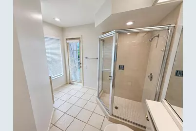 4871 Winterhaven Drive, Sarasota, FL 34233 - Photo 23