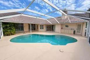 4871 Winterhaven Dr, Sarasota, FL 34233 - Photo 27