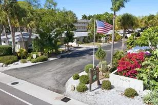6005 Midnight Pass Rd, Sarasota, FL 34242 - Photo 47