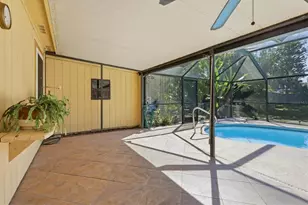4006 75th Terrace E, Sarasota, FL 34243 - Photo 27