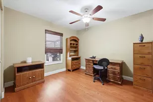 4006 75th Terrace E, Sarasota, FL 34243 - Photo 25