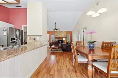 4006 75th Terrace E, Sarasota, FL 34243 - Photo 11