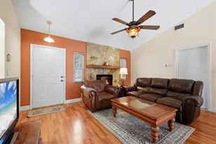 4006 75th Terrace E, Sarasota, FL 34243 - Photo 5