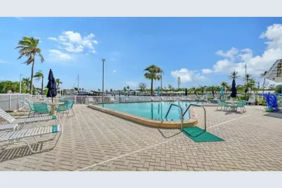 693 Spanish Drive N #24, Longboat Key, FL 34228 - Photo 61