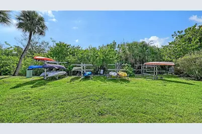 693 Spanish Drive N #24, Longboat Key, FL 34228 - Photo 55
