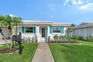 693 Spanish Dr N, Longboat Key, FL 34228 - Photo 1