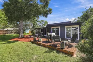 2629 Jamaica St, Sarasota, FL 34231 - Photo 5