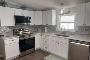 122 W St Annes Cir, Apollo Beach, FL 33572 - Photo 5
