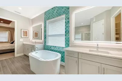 2566 Paradise Plum Drive, Sarasota, FL 34240 - Photo 17