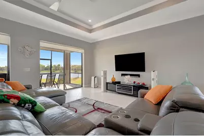 6620 35th Court E, Sarasota, FL 34243 - Photo 17