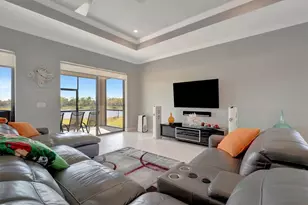 6620 35th Ct E, Sarasota, FL 34243 - Photo 17