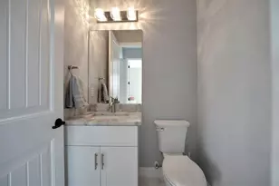 6620 35th Ct E, Sarasota, FL 34243 - Photo 57