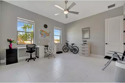 6620 35th Court E, Sarasota, FL 34243 - Photo 51