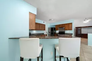 4119 Moreland Dr, Valrico, FL 33596 - Photo 11