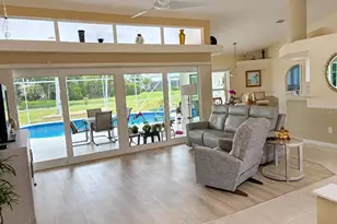 393 Vista Wood Dr, Venice, FL 34293 - Photo 13