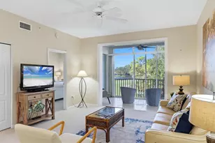 8750 Olde Hickory Ave, Sarasota, FL 34238 - Photo 9