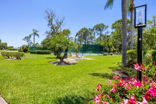 8750 Olde Hickory Ave, Sarasota, FL 34238 - Photo 29