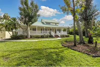 3705 65th Street E, Bradenton, FL 34208 - Photo 3