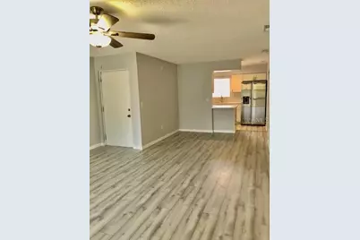 2717 Hidden Lake Boulevard #C, Sarasota, FL 34237 - Photo 5
