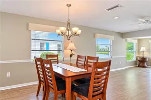 4605 Lexington Cir, Bradenton, FL 34210 - Photo 13