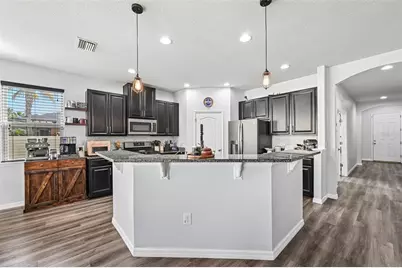 11103 Spring Point Circle, Riverview, FL 33579 - Photo 11