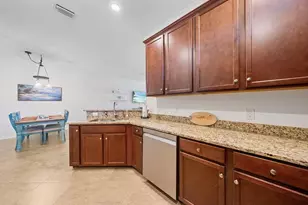 12619 Garibaldi Ln, Venice, FL 34293 - Photo 7