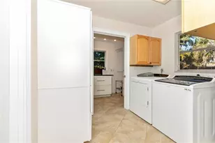 3039 Chase Cir, Sarasota, FL 34231 - Photo 39