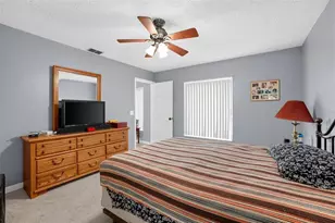 1805 Lakewind Dr, Brandon, FL 33510 - Photo 23