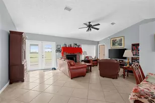 1805 Lakewind Dr, Brandon, FL 33510 - Photo 13