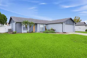 1805 Lakewind Dr, Brandon, FL 33510 - Photo 1