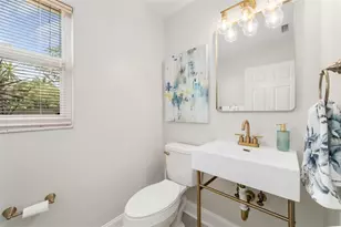 1703 Starling Dr, Sarasota, FL 34231 - Photo 19