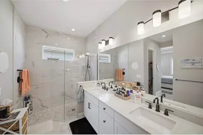 10252 Canaveral Circle, Sarasota, FL 34241 - Photo 23