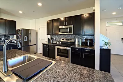4805 Silver Topaz Street, Sarasota, FL 34233 - Photo 7