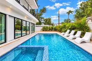 2345 Temple St, Sarasota, FL 34239 - Photo 13
