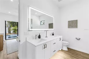 2345 Temple St, Sarasota, FL 34239 - Photo 47