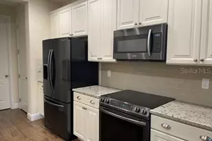 4516 Chinkapin Dr, Sarasota, FL 34232 - Photo 3