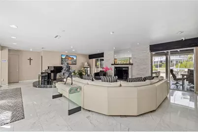 1749 Sandalwood Drive, Sarasota, FL 34231 - Photo 9