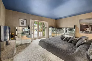 1749 Sandalwood Dr, Sarasota, FL 34231 - Photo 25