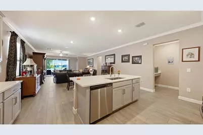 11719 Lilac Pearl Lane, Parrish, FL 34219 - Photo 9