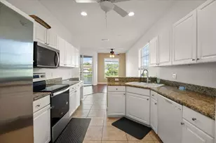 7002 Prosperity Cir, Sarasota, FL 34238 - Photo 7