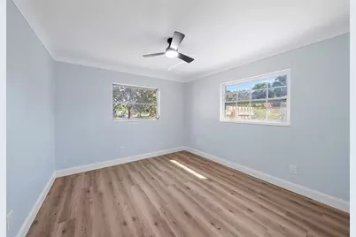 3372 Webber Street, Sarasota, FL 34239 - Photo 27
