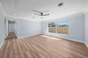 3372 Webber St, Sarasota, FL 34239 - Photo 13