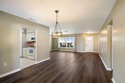 3003 Gulf Gate Drive, Sarasota, FL 34231 - Photo 17
